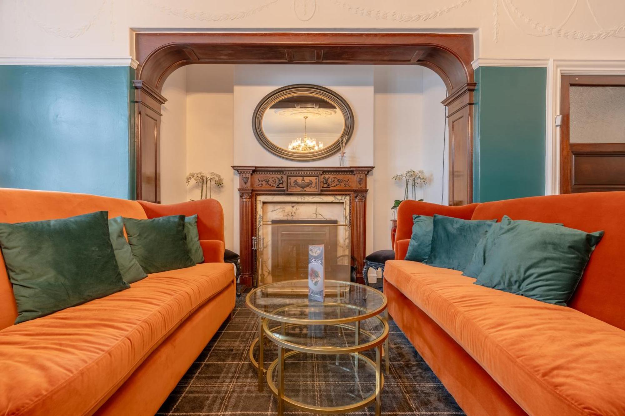 Hotel Springbank Manor à Darwen Extérieur photo